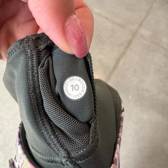 In Alignment Longline Bra - Picture 3 of 3